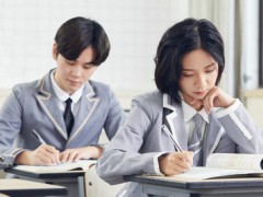 石河子大学在职研究生考试时间是什么时候？